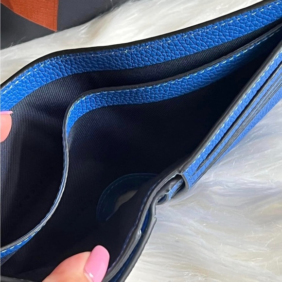 C6698 - Coach Men’s 3-in-1 Wallet - Picture 4 of 8